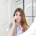 تست روی صورت میسلار واتر صورتی باباریا