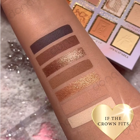 تست رنگ پالت سایه Crown Fits پی لوییز